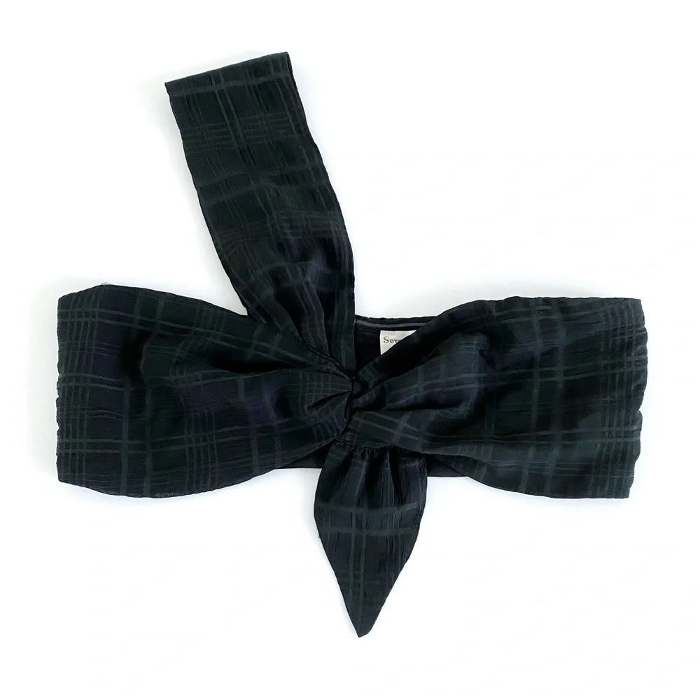 SEVEN WONDERS BLACK MARBELLA SINGLE STRAP FRONT KNOT CROP TOP - Picture 2 of 9